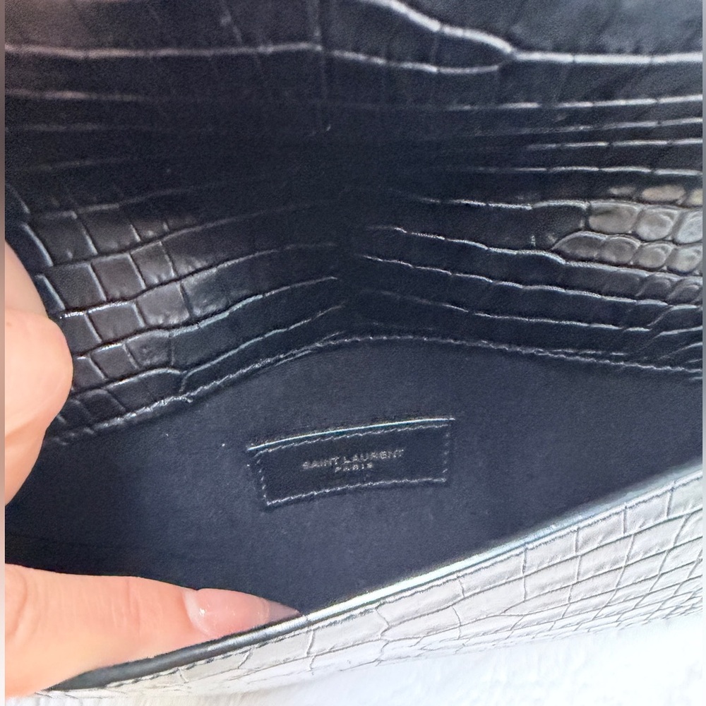 UPTOWN POUCH IN CROCODILE-EMBOSSED SHINY LEATHER - Picture 6 of 13